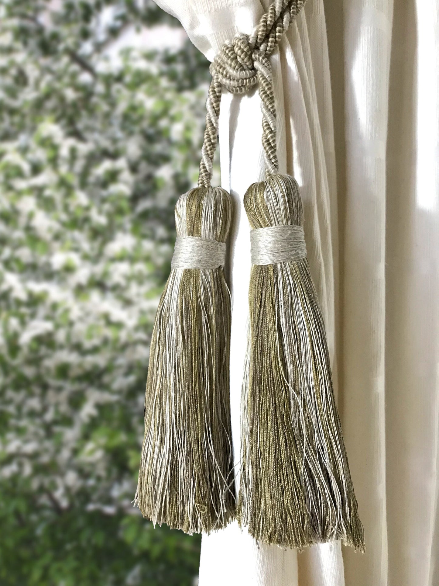 1 tassel, key fob, various colors Made in Florence