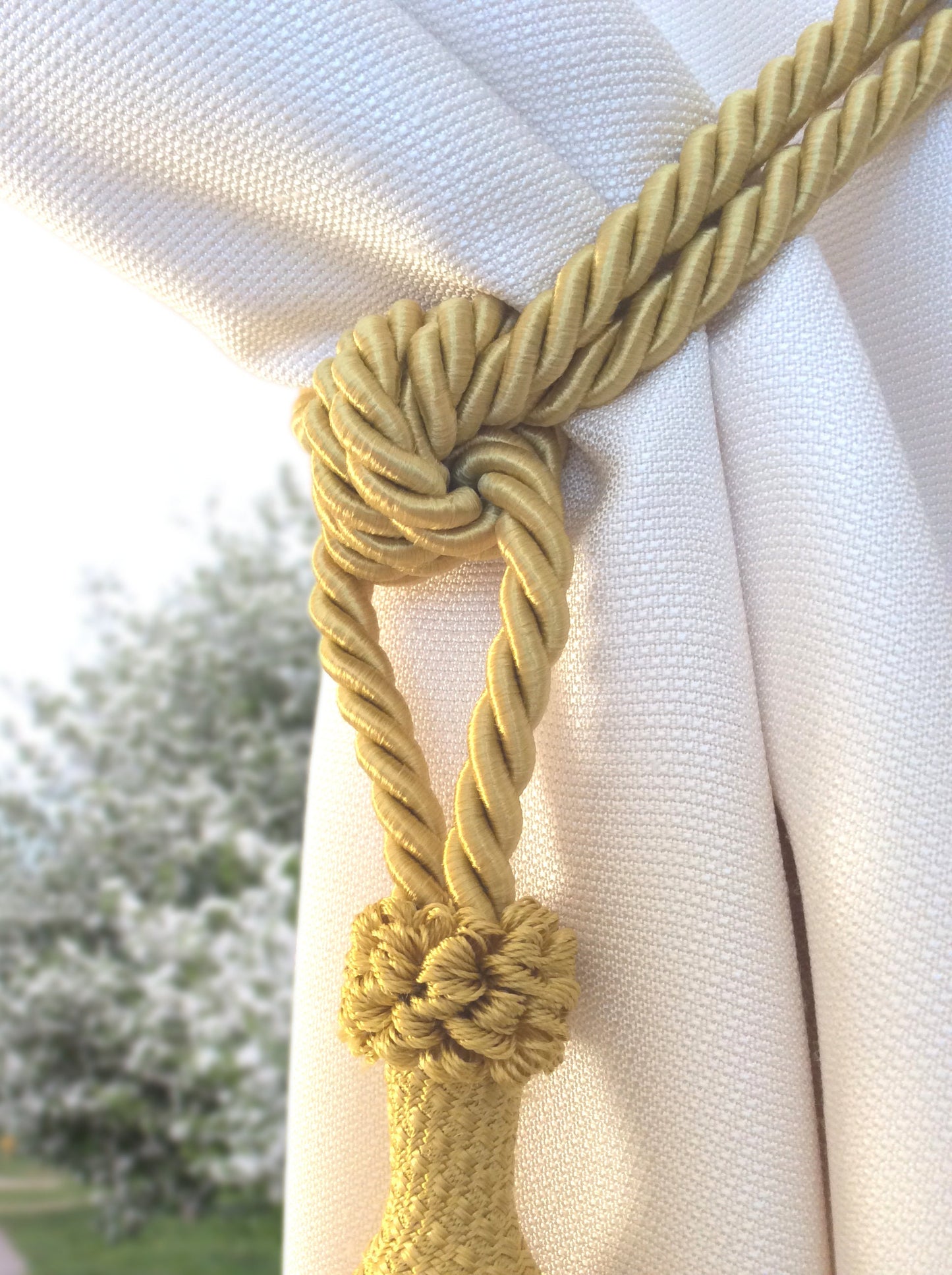 Curtain Tiebacks with Large Tassel 20cm - Gold | Made in Florence