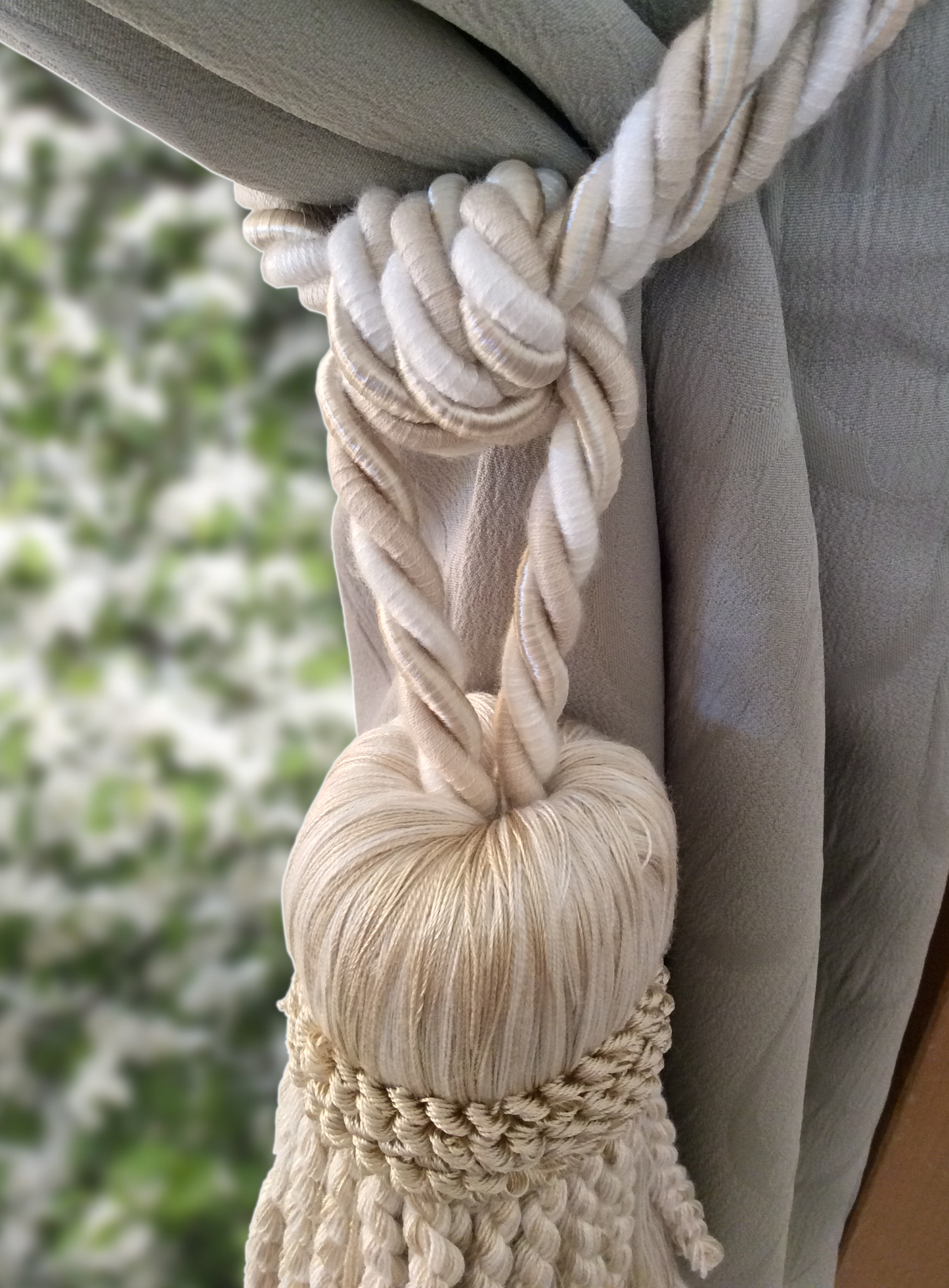 Curtain Tiebacks with Large Tassel 16cm - Ivory Mix | Made in Florence