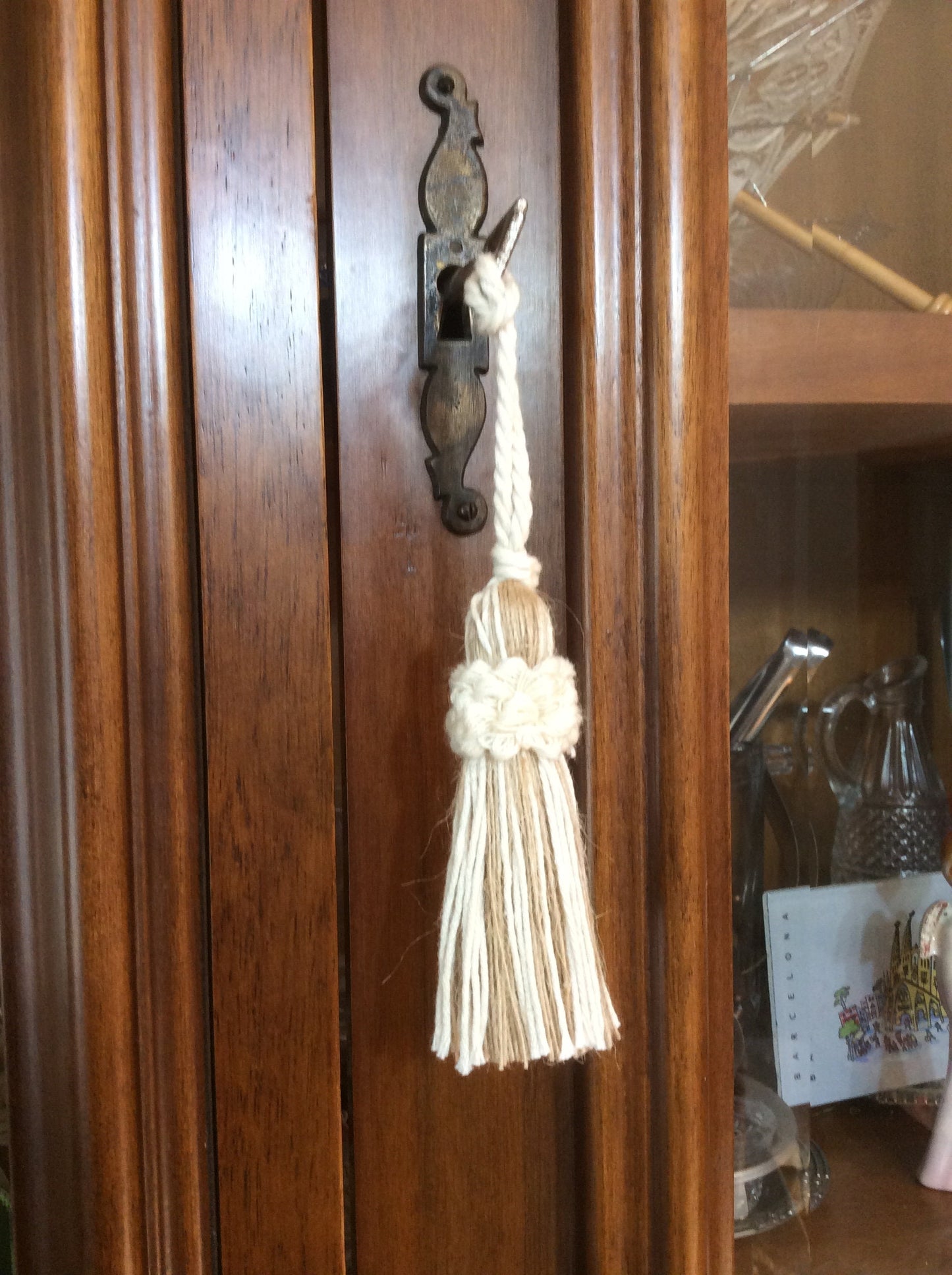 Natural Jute Tassel Bow Keyring 8cm - Made in Florence