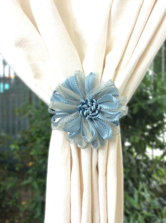 1 Magnetic flower tie-back, sugar paper blue. Decoration for curtains and drapes, made in Italy