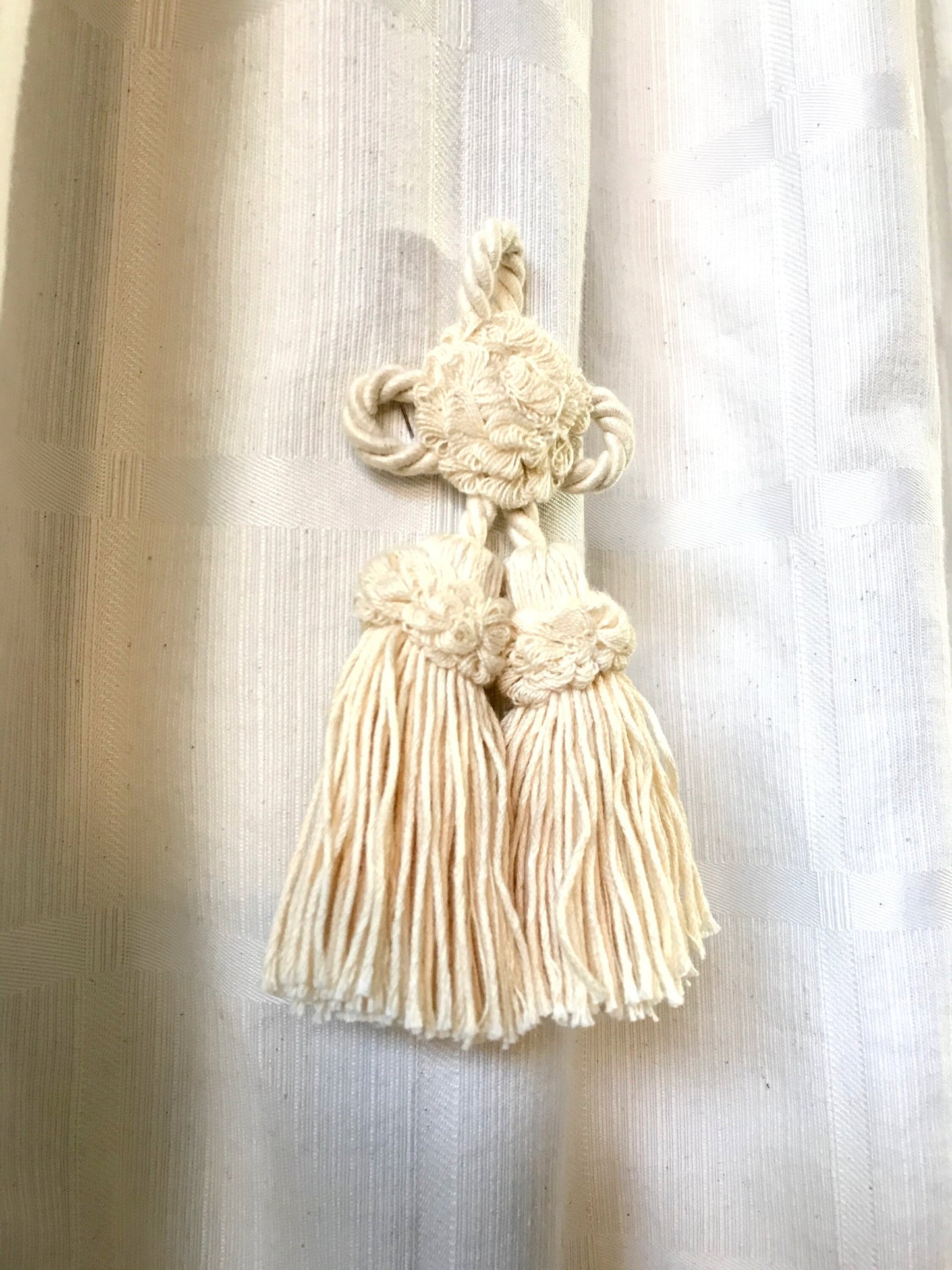 Rosette with cotton tassel bow. Decoration for cushion, sofa, curtain, bags, clothes. Handmade made in Italy
