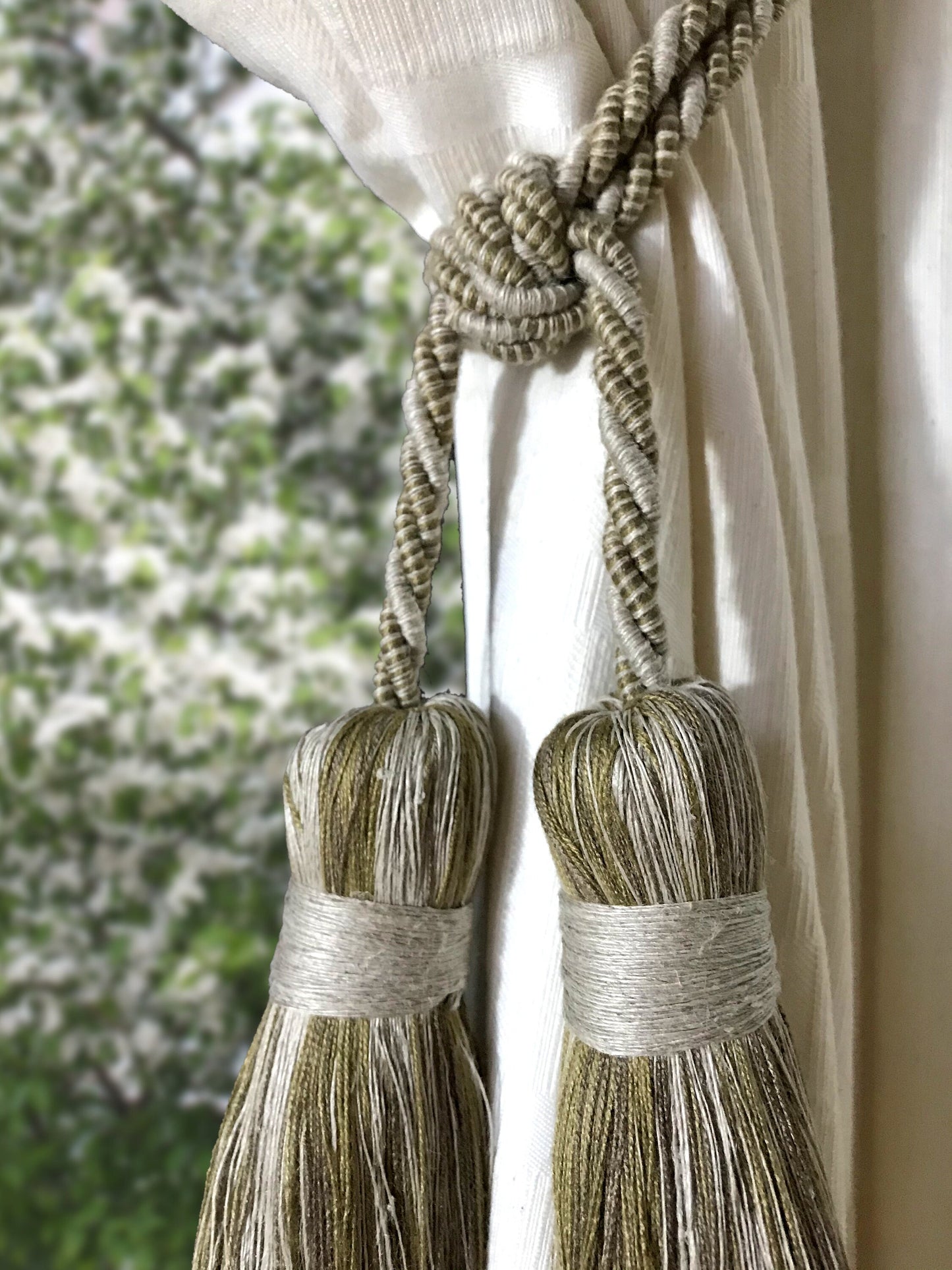 1 tassel, key fob, various colors Made in Florence