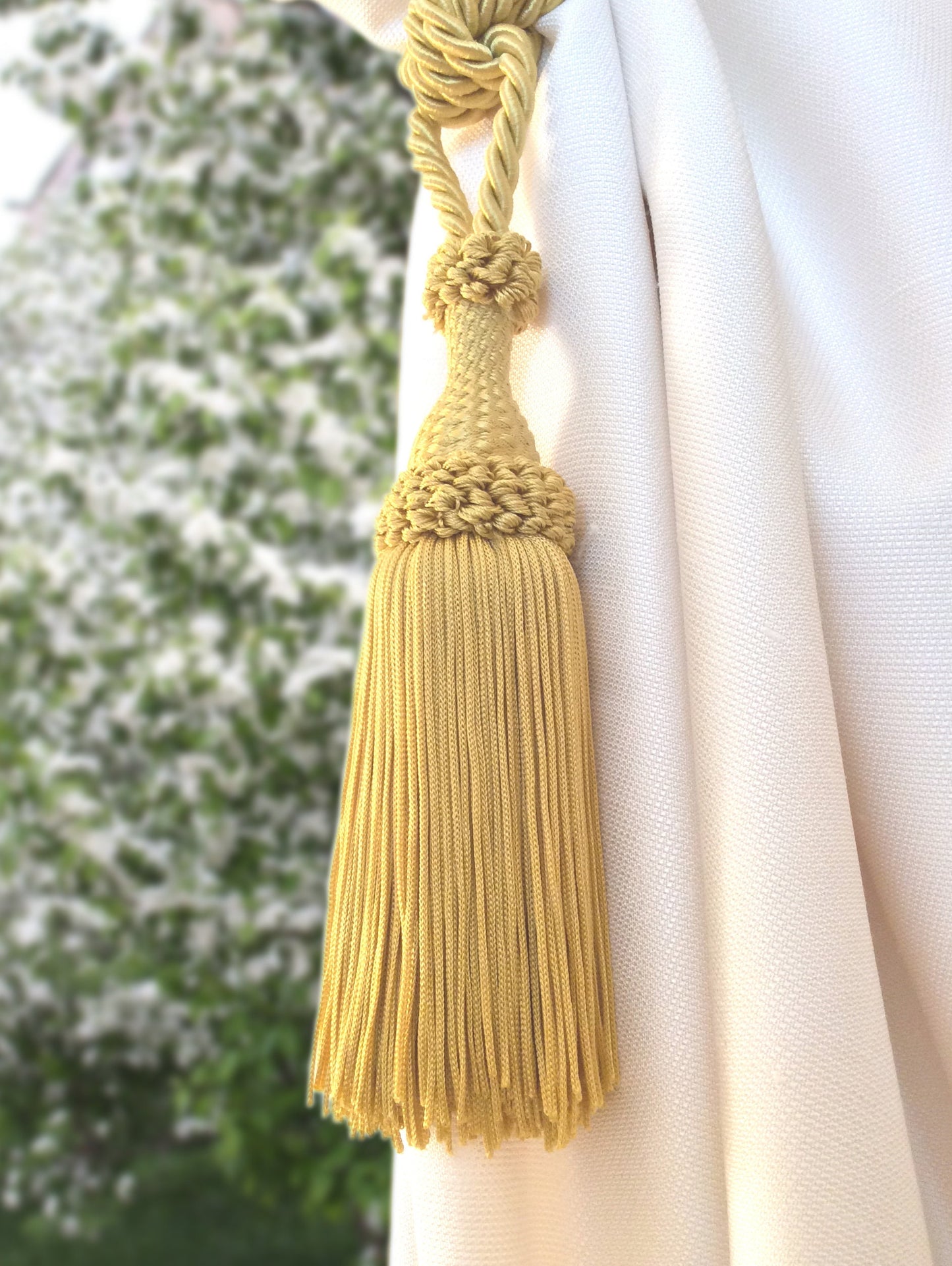 Curtain Tiebacks with Large Tassel 20cm - Gold | Made in Florence