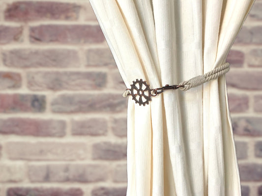 Curtain tie-back for industrial-style settings, in GREY cotton and linen. Fittings for lofts and open-plan spaces. Made in Italy.