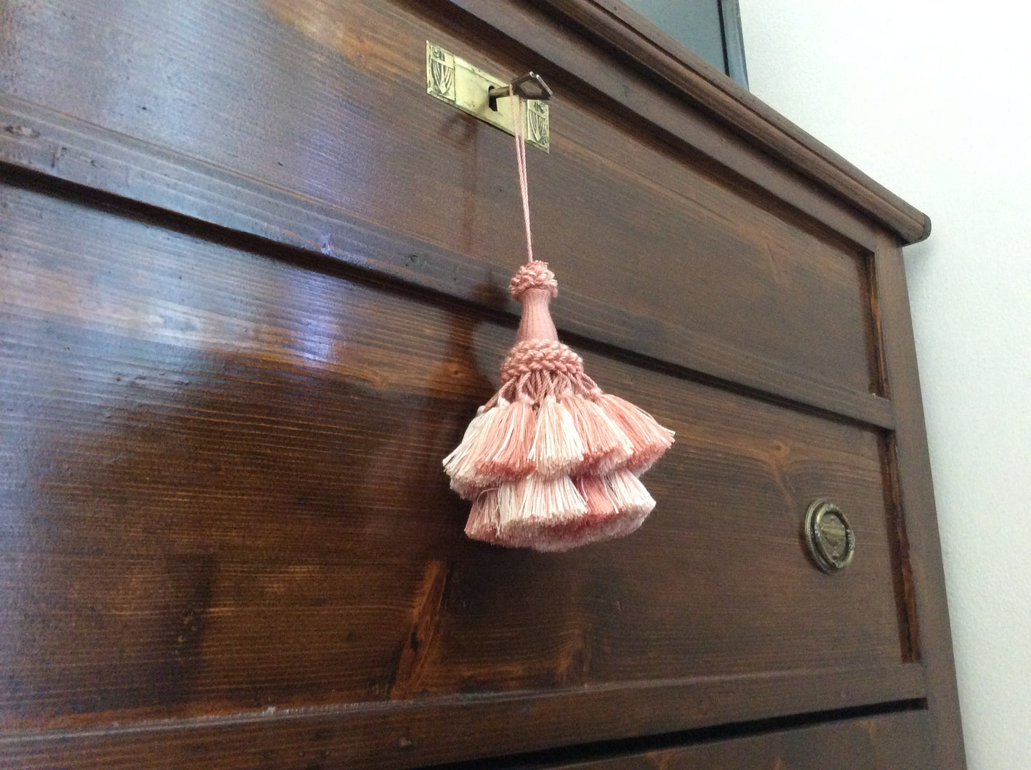 Nappa Ballerina Large 15cm Tassel with Bow for Curtains and Furniture - 2 Colors Florence