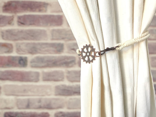 Curtain tieback for industrial style settings, in eco-friendly WHITE cotton. Ideal for lofts and open spaces. Made in Italy.